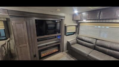 2019 FOREST RIVER FLAGSTAFF M-29 RSWS - Photo 28 - Aurora, MO 65605