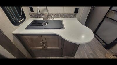 2019 FOREST RIVER FLAGSTAFF M-29 RSWS - Photo 18 - Aurora, MO 65605