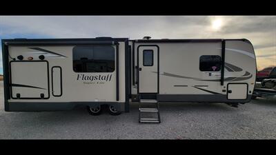 2019 FOREST RIVER FLAGSTAFF M-29 RSWS