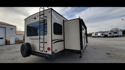 2019 FOREST RIVER FLAGSTAFF M-29 RSWS - Photo 9 - Aurora, MO 65605