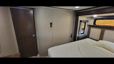 2020 GRAND DESIGN SOLITUDE 377MBS   - Photo 55 - Aurora, MO 65605