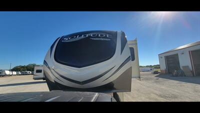 2020 GRAND DESIGN SOLITUDE 377MBS   - Photo 3 - Aurora, MO 65605