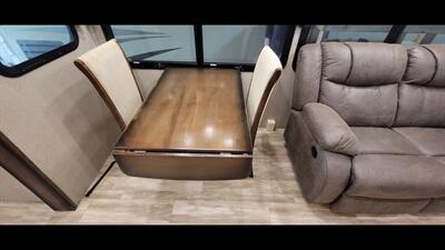 2020 GRAND DESIGN SOLITUDE 377MBS   - Photo 31 - Aurora, MO 65605