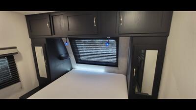 2023 COACHMEN FREEDOM EXPRESS 287BHDS - Photo 41 - Aurora, MO 65605