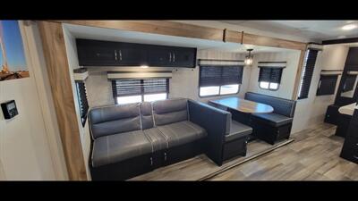 2023 COACHMEN FREEDOM EXPRESS 287BHDS - Photo 14 - Aurora, MO 65605
