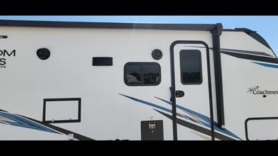 2023 COACHMEN FREEDOM EXPRESS 287BHDS - Photo 48 - Aurora, MO 65605