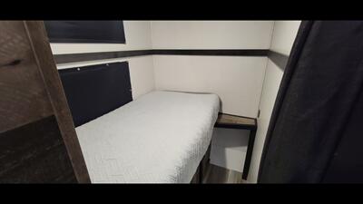 2023 COACHMEN FREEDOM EXPRESS 287BHDS - Photo 28 - Aurora, MO 65605