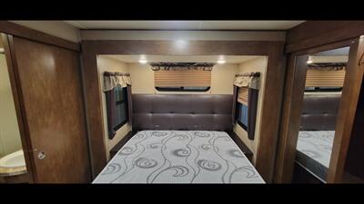 2016 GRAND DESIGN REFLECTION 313 RLTS   - Photo 38 - Aurora, MO 65605