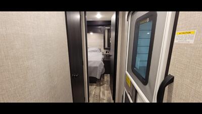 2022 JAYCO EAGLE 312 BHOK   - Photo 33 - Aurora, MO 65605