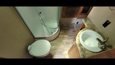 2015 GRAND DESIGN REFLECTION 303 RLS   - Photo 11 - Aurora, MO 65605