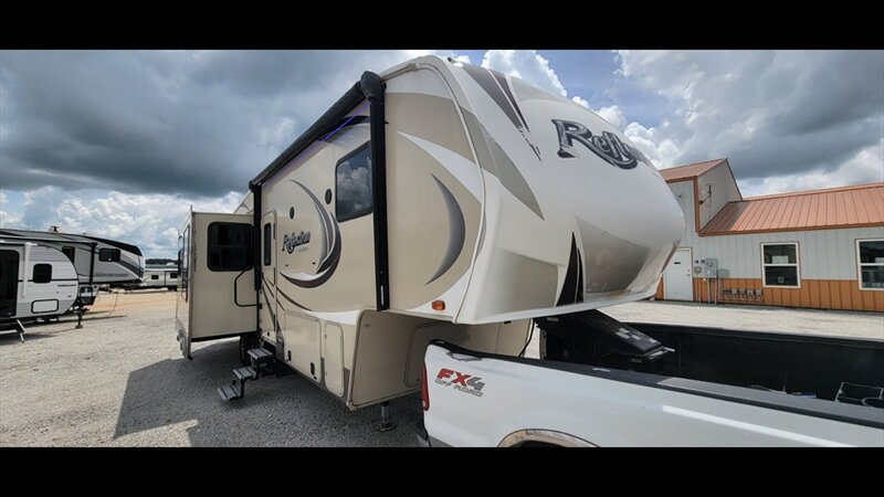 2015 GRAND DESIGN REFLECTION 303 RLS  
