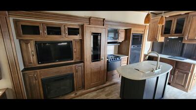 2015 GRAND DESIGN REFLECTION 303 RLS   - Photo 8 - Aurora, MO 65605