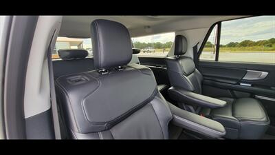 2026 Ford Expedition MAX Platinum   - Photo 35 - Aurora, MO 65605