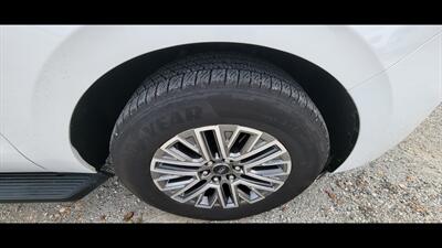2026 Ford Expedition MAX Platinum   - Photo 12 - Aurora, MO 65605