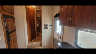 2012 KESYSTONE COUGAR 29RES   - Photo 13 - Aurora, MO 65605