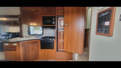 2012 KESYSTONE COUGAR 29RES   - Photo 9 - Aurora, MO 65605