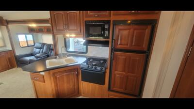 2012 KESYSTONE COUGAR 29RES   - Photo 10 - Aurora, MO 65605