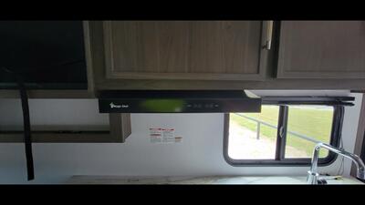 2027 COACHMEN FREEDOM EXPRESS 19SE - Photo 18 - Aurora, MO 65605