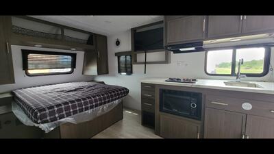 2027 COACHMEN FREEDOM EXPRESS 19SE - Photo 15 - Aurora, MO 65605