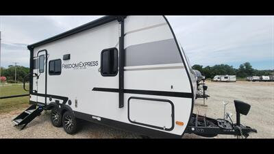 2027 COACHMEN FREEDOM EXPRESS 19SE - Photo 1 - Aurora, MO 65605