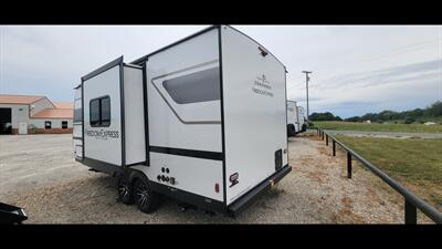 2027 COACHMEN FREEDOM EXPRESS 19SE - Photo 5 - Aurora, MO 65605