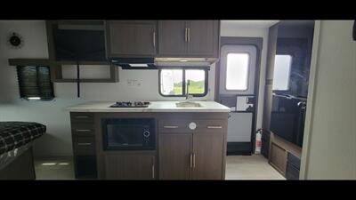 2027 COACHMEN FREEDOM EXPRESS 19SE - Photo 14 - Aurora, MO 65605