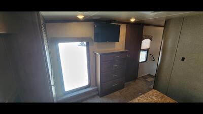 2016 HEARTLAND OAKMONT 375QB   - Photo 60 - Aurora, MO 65605