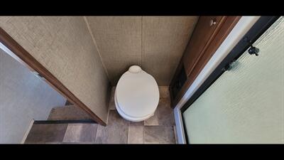 2016 HEARTLAND OAKMONT 375QB   - Photo 51 - Aurora, MO 65605