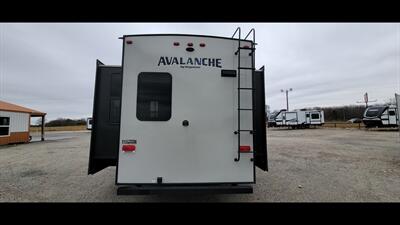 2018 KEYSTONE AVALANCHE 330GR   - Photo 48 - Aurora, MO 65605