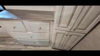 2023 FOREST RIVER CARDINAL 380RLX - Photo 43 - Aurora, MO 65605