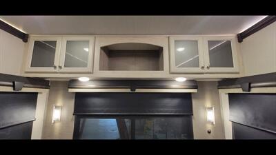 2023 FOREST RIVER CARDINAL 380RLX - Photo 25 - Aurora, MO 65605
