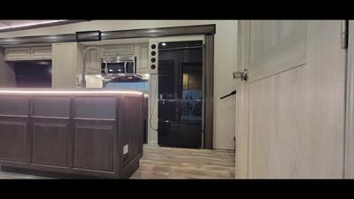 2023 FOREST RIVER CARDINAL 380RLX - Photo 8 - Aurora, MO 65605
