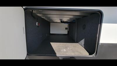 2023 FOREST RIVER CARDINAL 380RLX - Photo 62 - Aurora, MO 65605