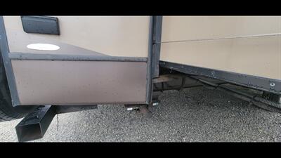 2015 KEYSTONE COUGAR 33 RES   - Photo 10 - Aurora, MO 65605