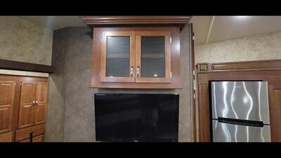 2015 Forest river Cedar creek 37bh   - Photo 20 - Aurora, MO 65605