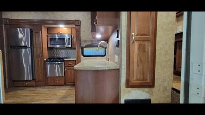2015 Forest river Cedar creek 37bh   - Photo 9 - Aurora, MO 65605