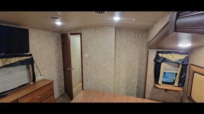 2015 Forest river Cedar creek 37bh   - Photo 48 - Aurora, MO 65605