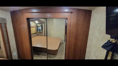 2015 Forest river Cedar creek 37bh   - Photo 45 - Aurora, MO 65605