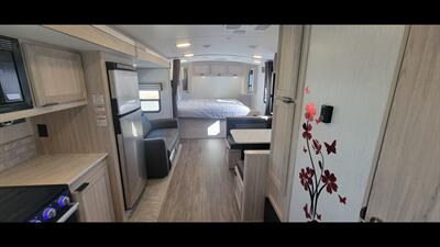 2022 CRUISER SHADOW CRUISER 228 RKS   - Photo 12 - Aurora, MO 65605