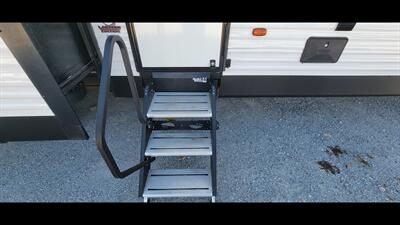 2019 DUTCHMEN COLEMAN 337BH   - Photo 48 - Aurora, MO 65605