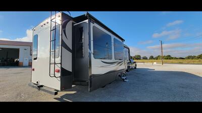 2016 KEYSTONE AVALANCHE 300 RE - Photo 7 - Aurora, MO 65605