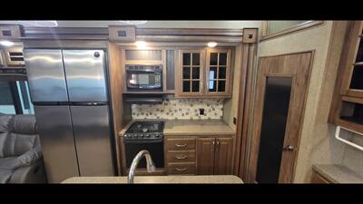 2016 KEYSTONE AVALANCHE 300 RE - Photo 15 - Aurora, MO 65605
