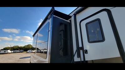 2016 KEYSTONE AVALANCHE 300 RE - Photo 51 - Aurora, MO 65605