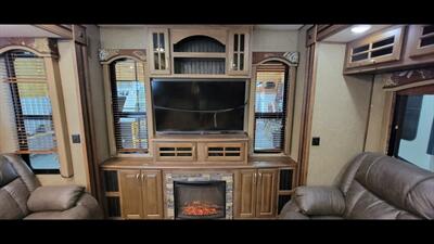 2016 KEYSTONE AVALANCHE 300 RE - Photo 24 - Aurora, MO 65605