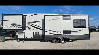 2016 KEYSTONE AVALANCHE 300 RE - Photo 5 - Aurora, MO 65605