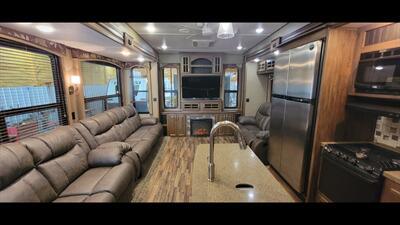2016 KEYSTONE AVALANCHE 300 RE - Photo 11 - Aurora, MO 65605