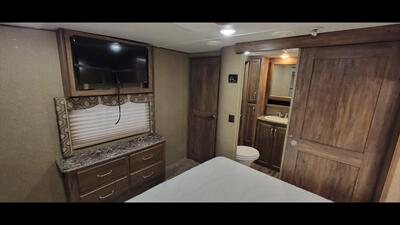 2016 KEYSTONE AVALANCHE 300 RE - Photo 45 - Aurora, MO 65605