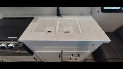 2024 JAYCO JAYFLIGHT SLX 260BH   - Photo 34 - Aurora, MO 65605