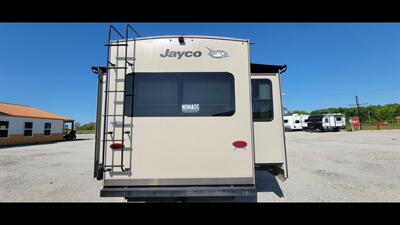 2017 JAYCO EAGLE 327 CKTS   - Photo 8 - Aurora, MO 65605