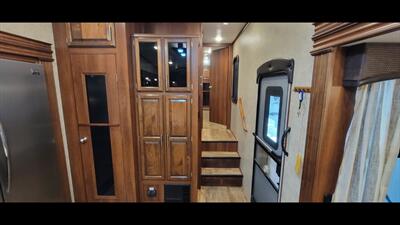 2017 JAYCO EAGLE 327 CKTS   - Photo 13 - Aurora, MO 65605
